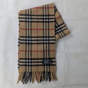 Authentic Burberry Beige Lambswool Check Scarf | Classic
